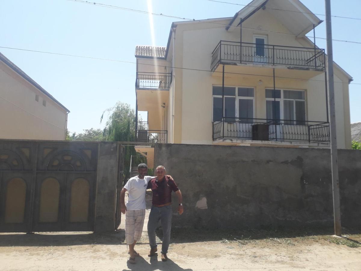 Rey 2 Bed & Breakfast Набран Екстериор снимка