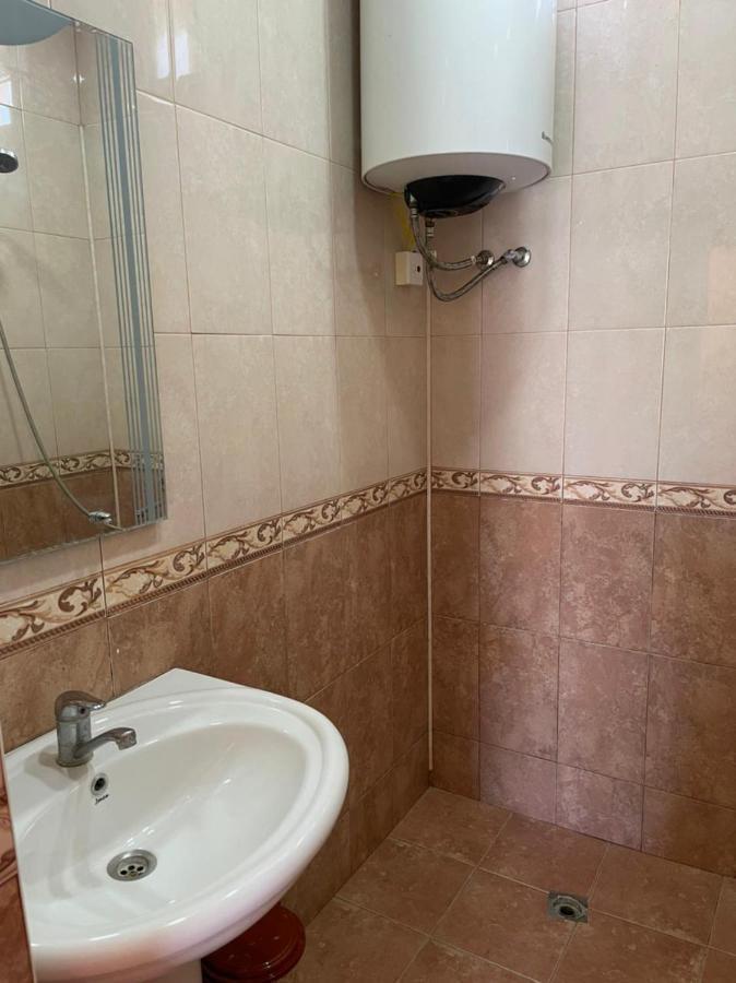 Rey 2 Bed & Breakfast Набран Екстериор снимка