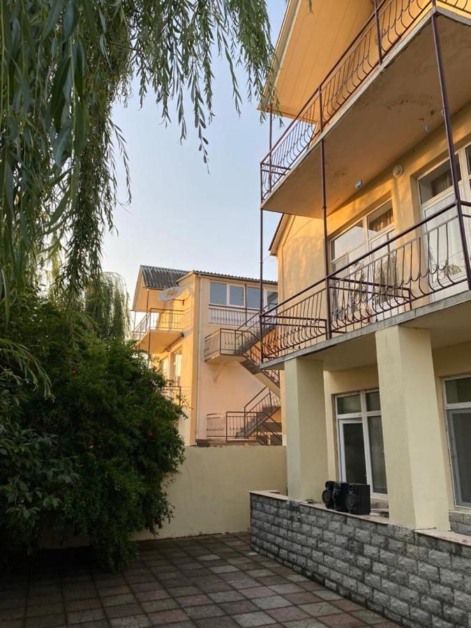 Rey 2 Bed & Breakfast Набран Екстериор снимка